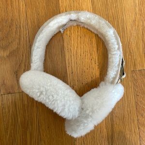 Ugg ear muffs
